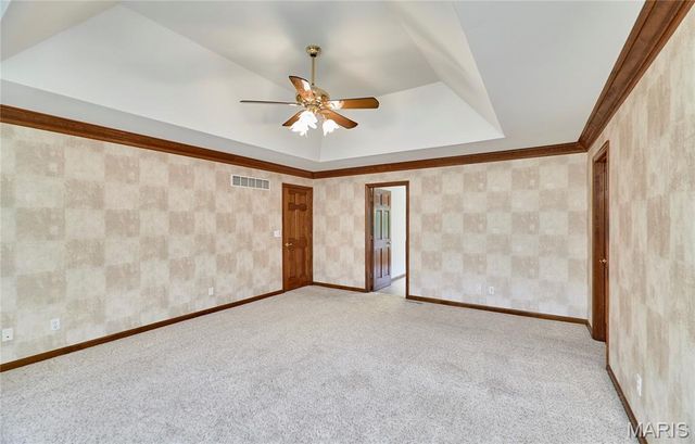 16 Delacroix Place, St Charles, MO 63303