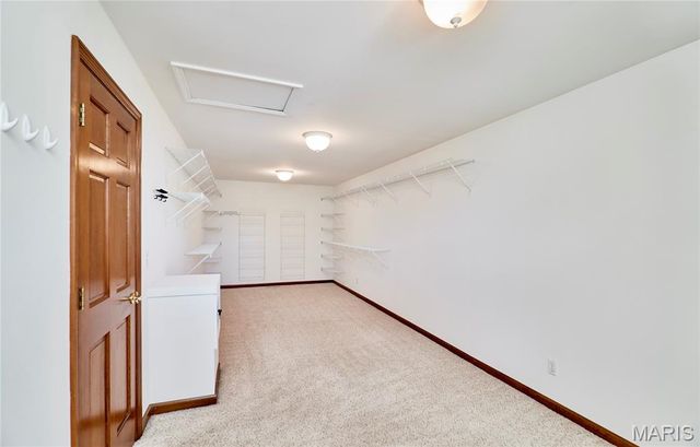 16 Delacroix Place, St Charles, MO 63303