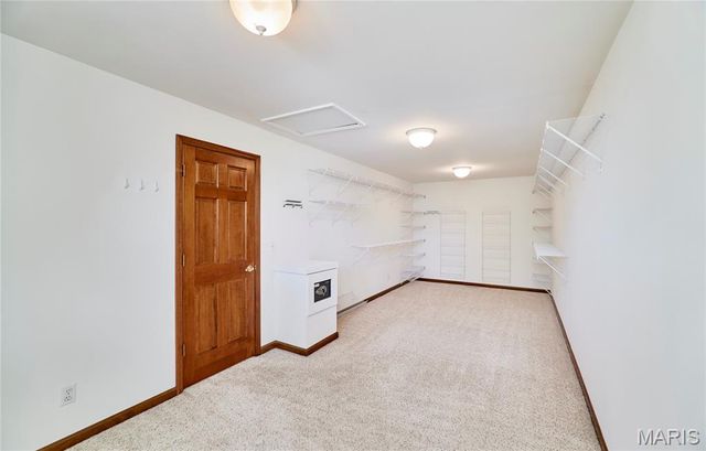 16 Delacroix Place, St Charles, MO 63303