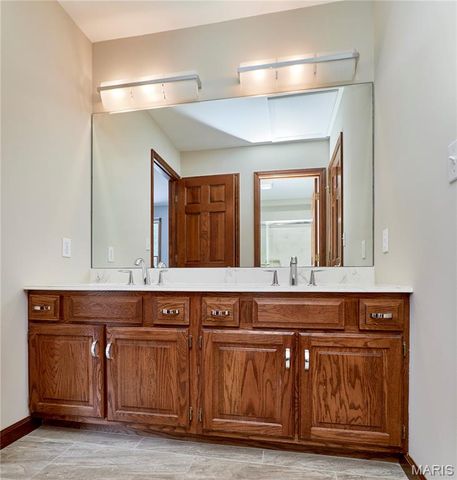 16 Delacroix Place, St Charles, MO 63303