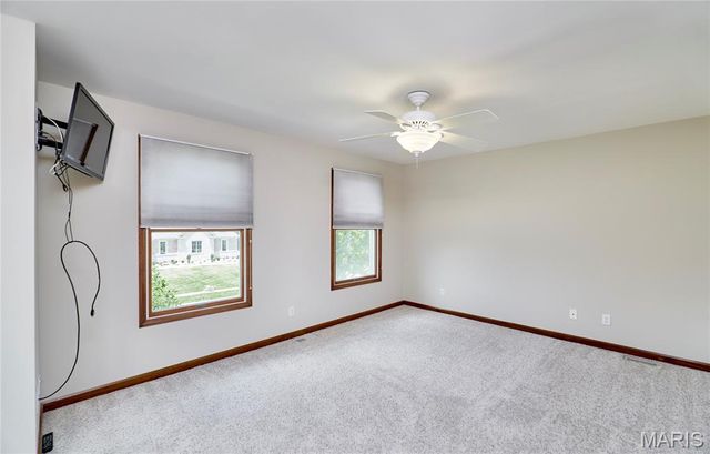 16 Delacroix Place, St Charles, MO 63303