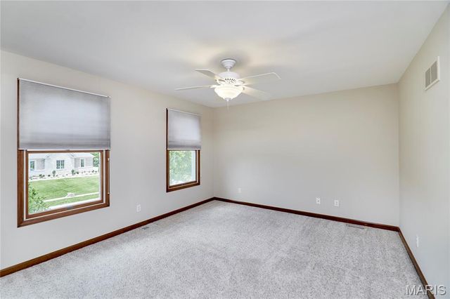 16 Delacroix Place, St Charles, MO 63303