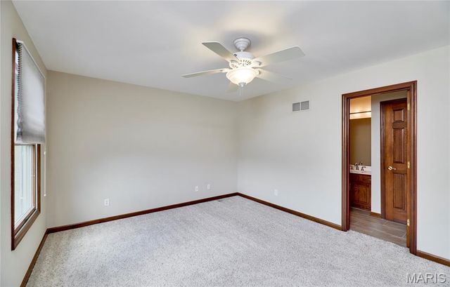 16 Delacroix Place, St Charles, MO 63303