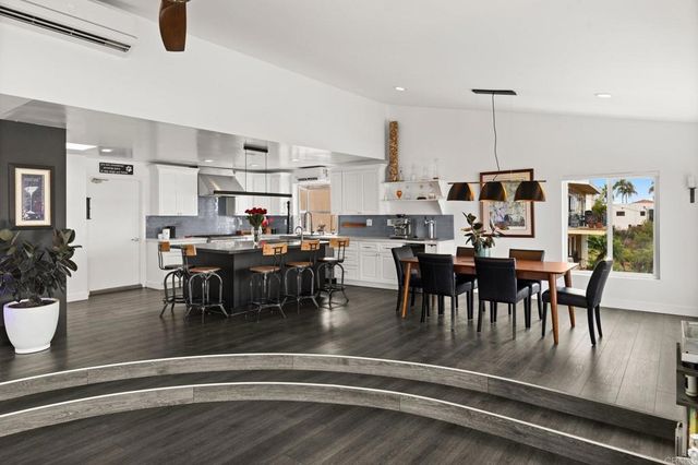 1414 Franciscan Way, San Diego, CA 92116