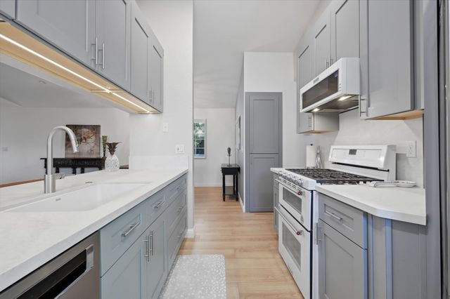 4705 Courtland Lane, Carmichael, CA 95608