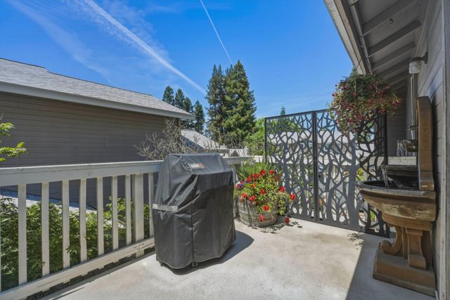 4705 Courtland Lane, Carmichael, CA 95608