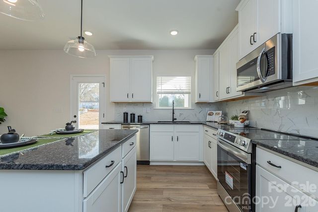 16 Wendall Lane, Concord, NC 28025