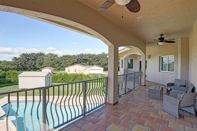 3061 SW 117th Ave, Davie, FL 33330