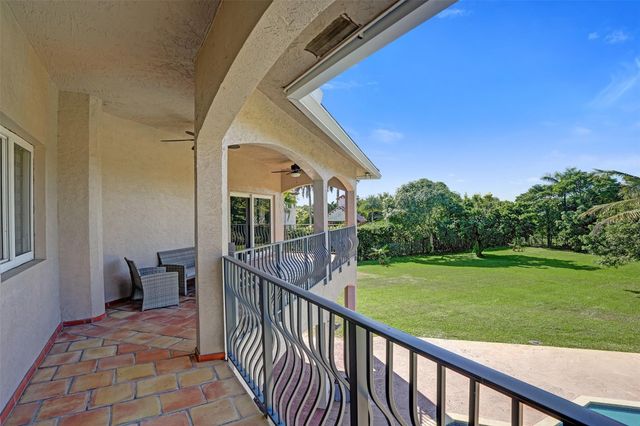 3061 SW 117th Ave, Davie, FL 33330