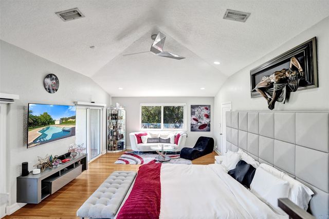 3061 SW 117th Ave, Davie, FL 33330