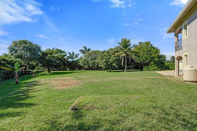 3061 SW 117th Ave, Davie, FL 33330