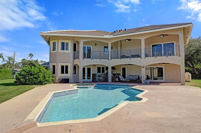 3061 SW 117th Ave, Davie, FL 33330