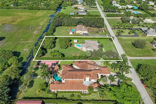 3061 SW 117th Ave, Davie, FL 33330