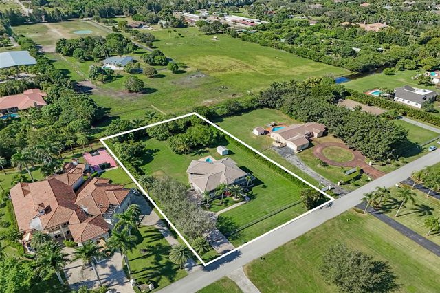 3061 SW 117th Ave, Davie, FL 33330