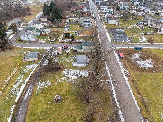 304 S Liberty St, New Castle, PA 16102