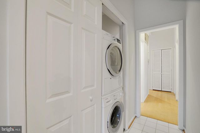 2406 BRENTWOOD PL, Alexandria, VA 22306