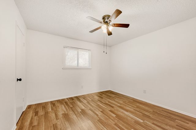 6345 Dorchester Trail, North Richland Hills, TX 76182