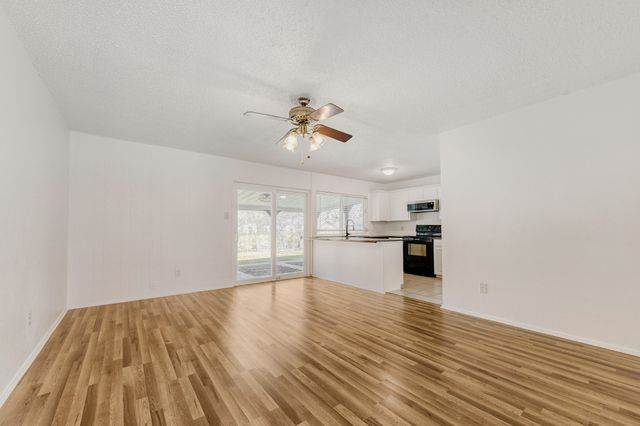 6345 Dorchester Trail, North Richland Hills, TX 76182