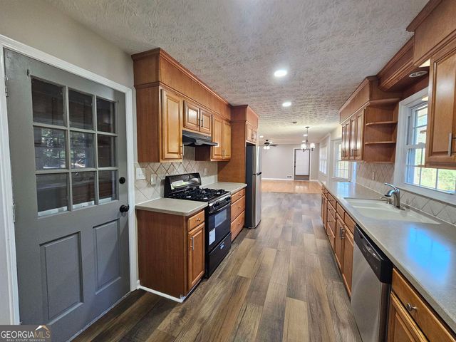 683 Ginger Cake Road, Fayetteville, GA 30214