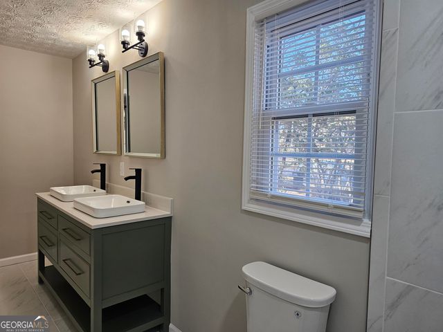 683 Ginger Cake Road, Fayetteville, GA 30214