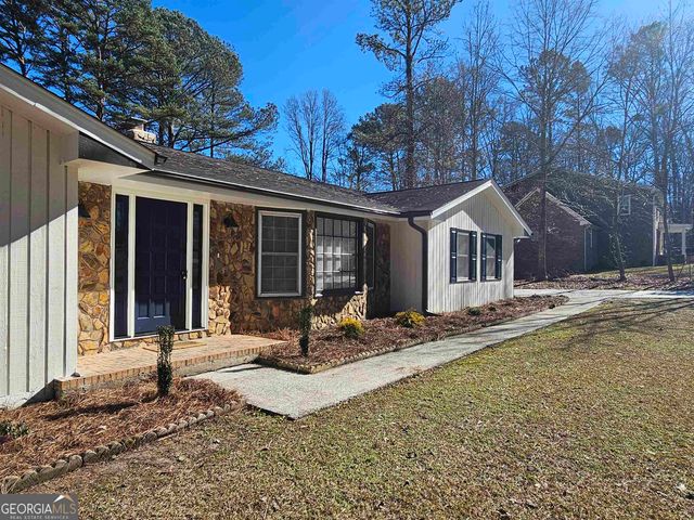 683 Ginger Cake Road, Fayetteville, GA 30214
