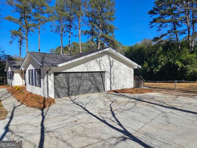 683 Ginger Cake Road, Fayetteville, GA 30214