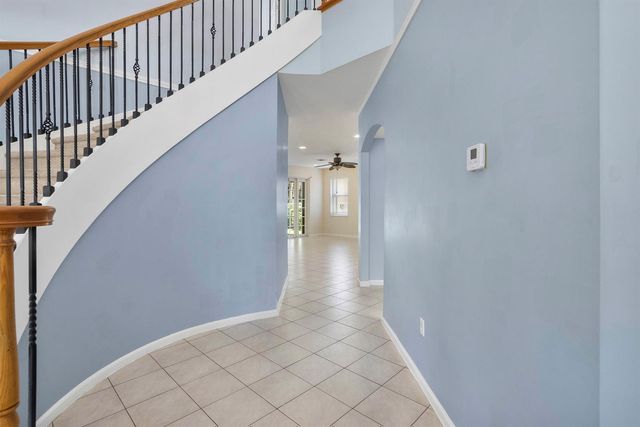 6370 Stonehurst Circle, Lake Worth, FL 33467
