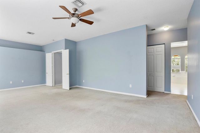 6370 Stonehurst Circle, Lake Worth, FL 33467
