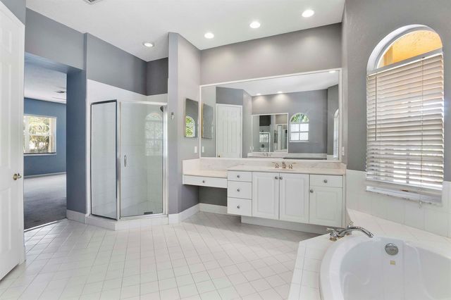 6370 Stonehurst Circle, Lake Worth, FL 33467