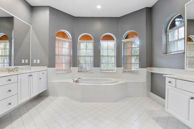 6370 Stonehurst Circle, Lake Worth, FL 33467