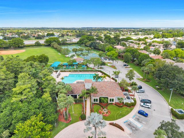 6370 Stonehurst Circle, Lake Worth, FL 33467