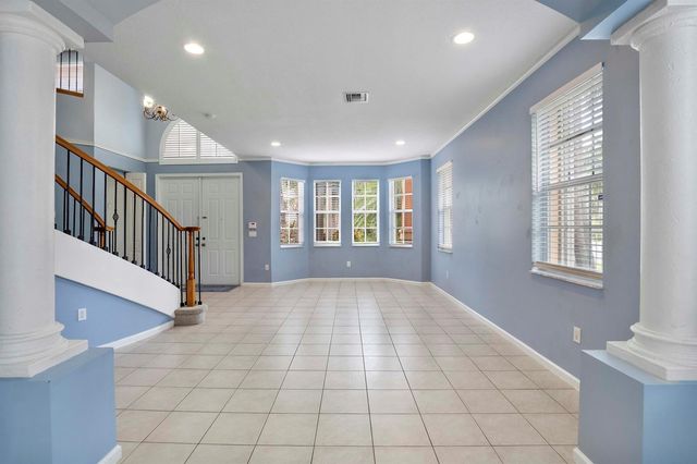 6370 Stonehurst Circle, Lake Worth, FL 33467