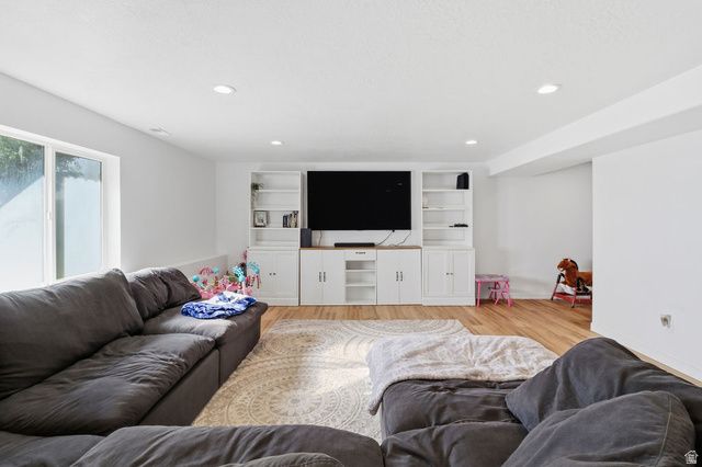 3338 S HAWK DR, Saratoga Springs, UT 84045