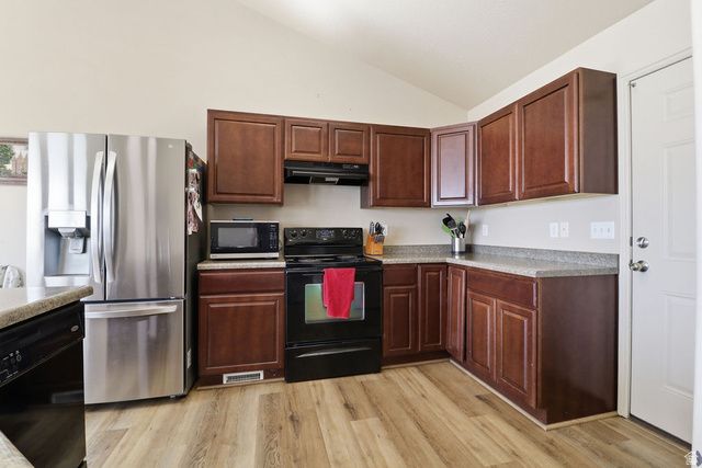 3338 S HAWK DR, Saratoga Springs, UT 84045