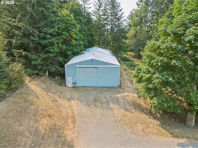 19955 Se TILLSTROM Rd, Damascus, OR 97089