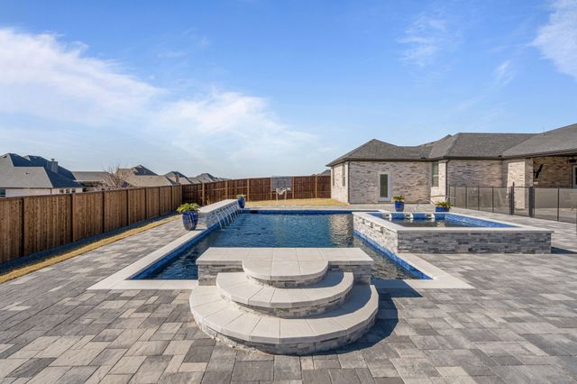 221 Oakmont Drive, Haslet, TX 76052