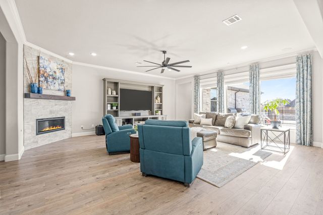 221 Oakmont Drive, Haslet, TX 76052