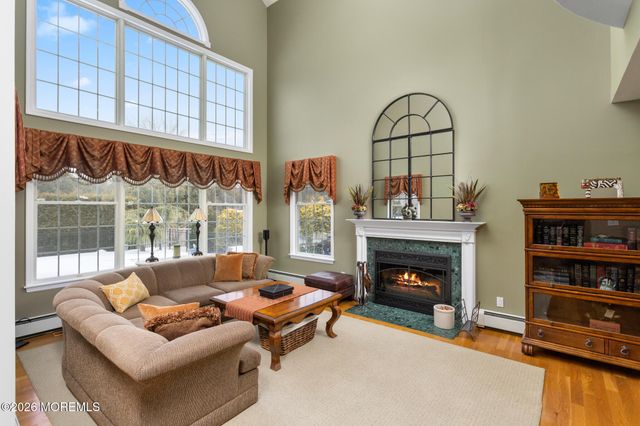 203 Holmes Mill Road, Cream Ridge, NJ 08514