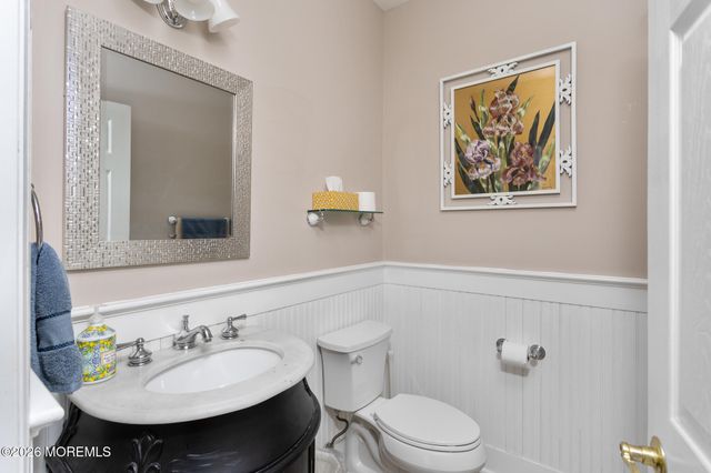 203 Holmes Mill Road, Cream Ridge, NJ 08514