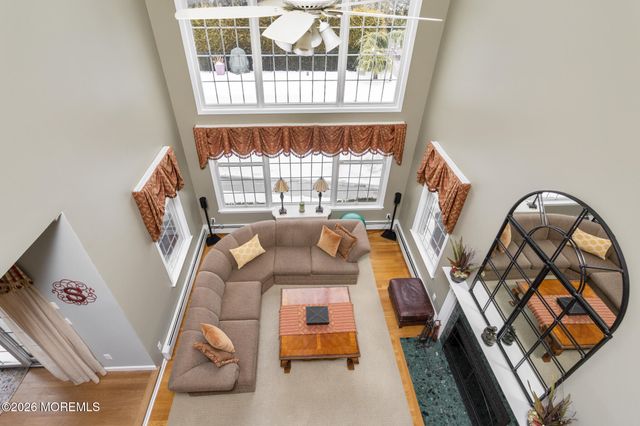 203 Holmes Mill Road, Cream Ridge, NJ 08514