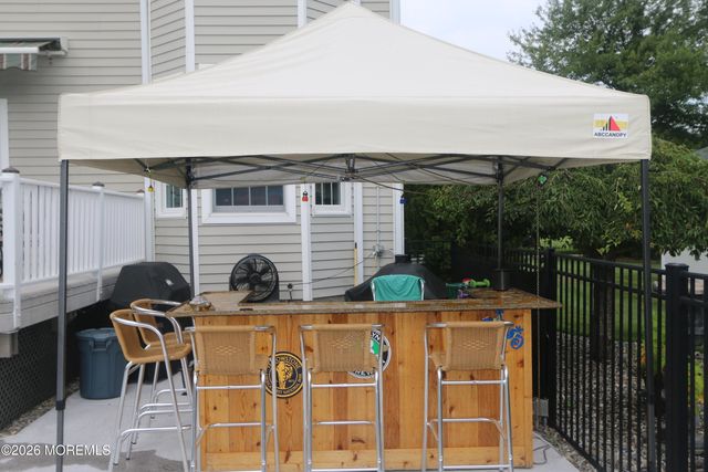 203 Holmes Mill Road, Cream Ridge, NJ 08514