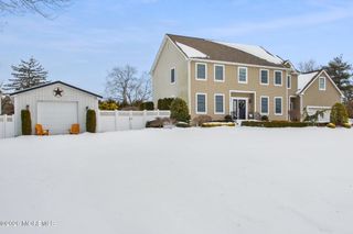 203 Holmes Mill Road, Cream Ridge, NJ 08514