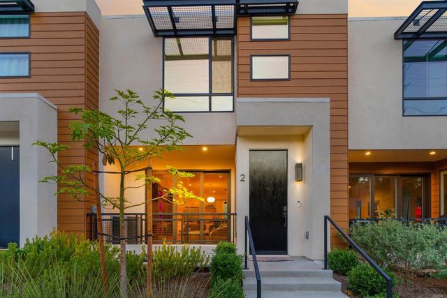 1045 32nd Street 2, San Diego, CA 92102