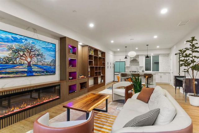 1045 32nd Street 2, San Diego, CA 92102