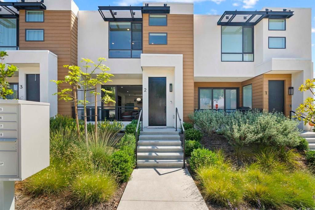 1045 32nd Street 2, San Diego, CA 92102