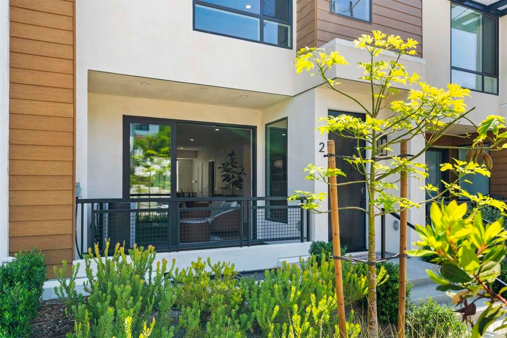 1045 32nd Street 2, San Diego, CA 92102 — photo 2
