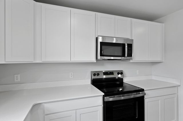 7032 Windham Way, Ladson, SC 29456