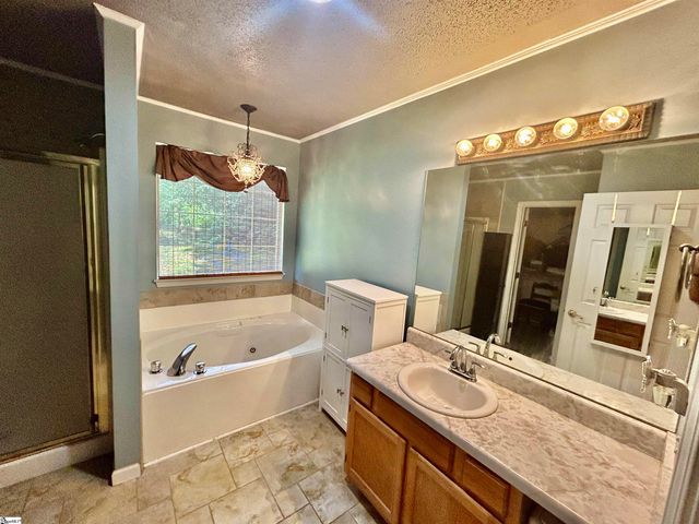 411 Palmetto Drive, Greer, SC 29651