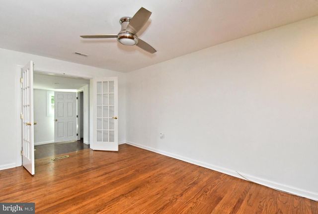 2023 LOCKWOOD LN, Feasterville Trevose, PA 19053