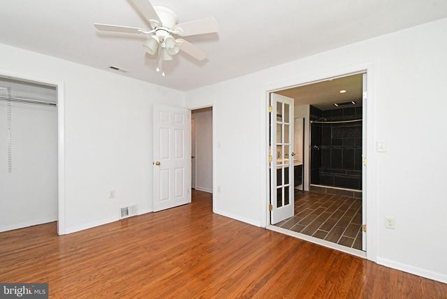 2023 LOCKWOOD LN, Feasterville Trevose, PA 19053